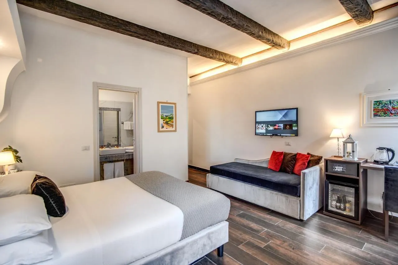Tritone Top House Roma Pensión
