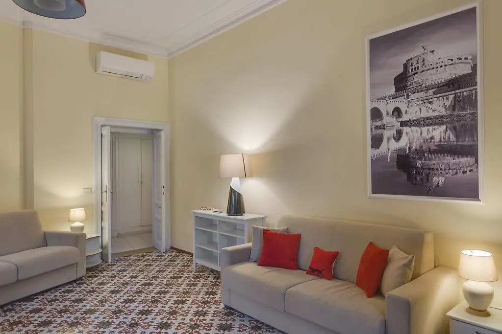 Pensión Tritone Top House Roma